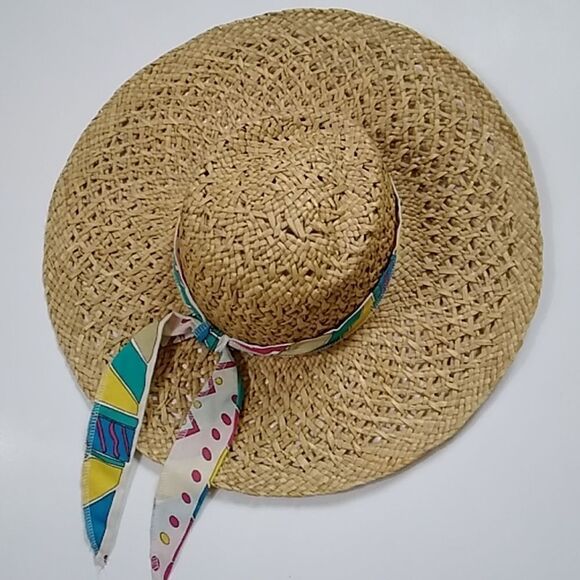 Handmade Vintage Straw Women Hat - Picture 2 of 16